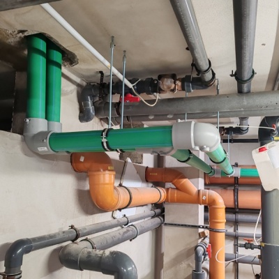 Elektrofúziós szerelés gépházban